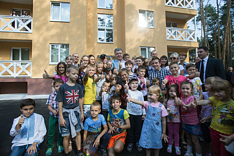 Вперше в Україні за 3 місяці побудований енергоефективний будинок на 18 квартир