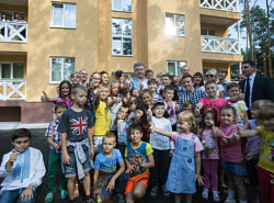 Впервые в Украине за 3 месяца построен энергоэффективный дом на 18 квартир